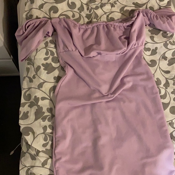 Lavender off the shoulder dress - Picture 1 of 1